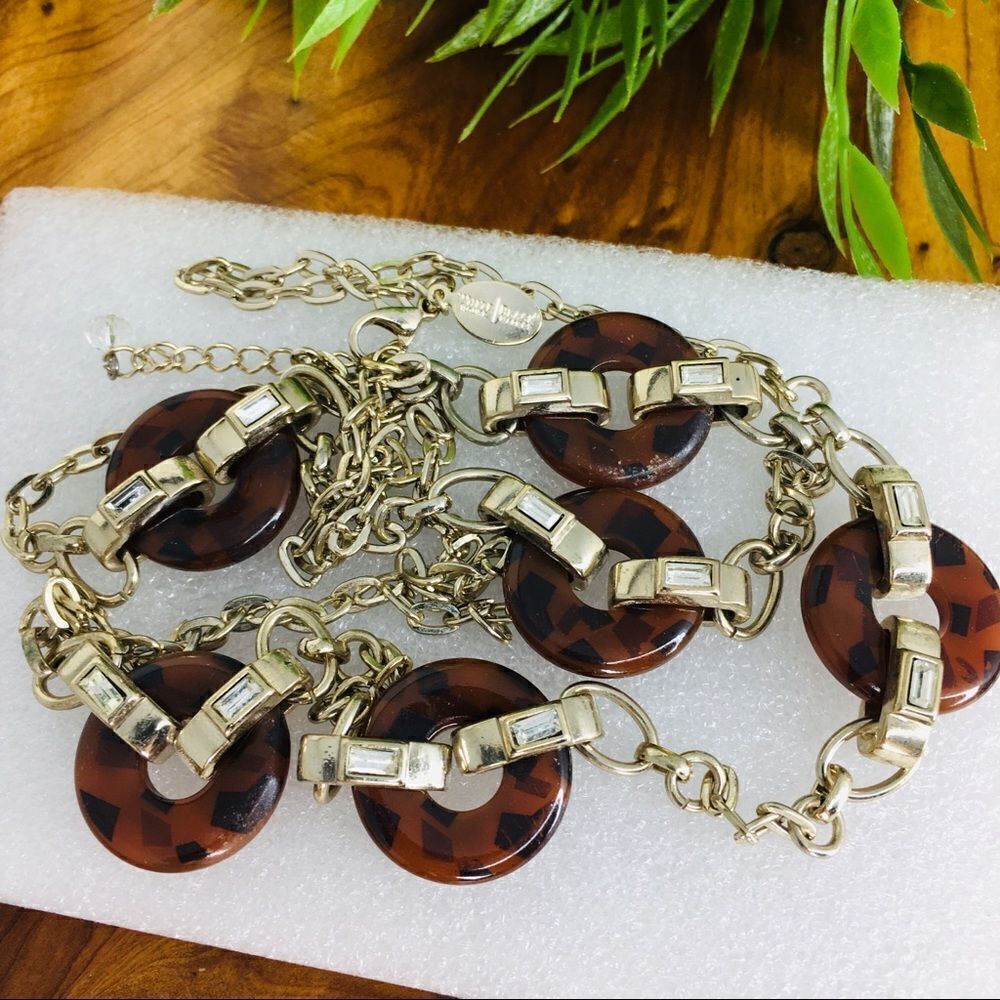 WHBM white house black market Tortoise Link long necklace Baguette Crystals 4260